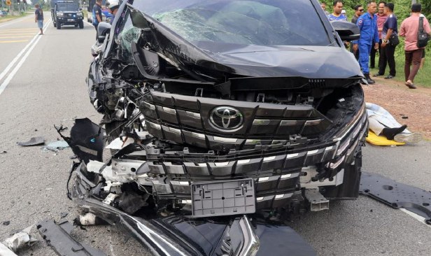 Pegawai AADK maut, kereta dipandu dirempuh di Jalan Temerloh-Bahau