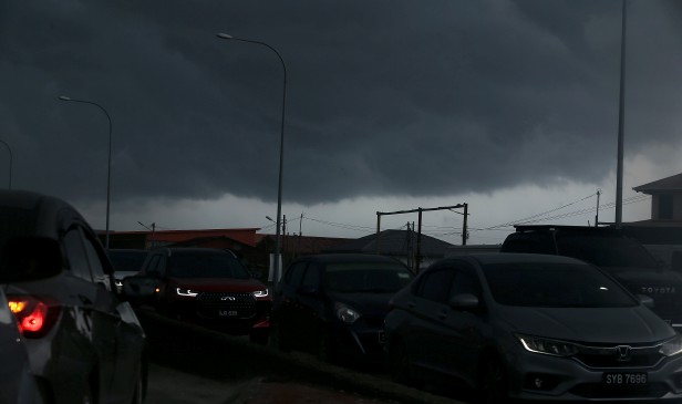 3 negeri utara diramal alami ribut petir, hujan lebat sampai tengah hari