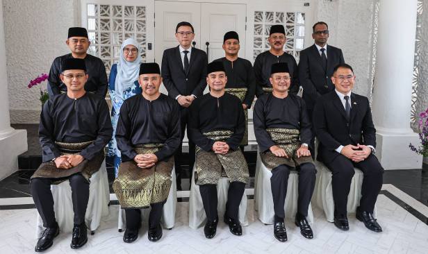 Empat muka baharu dilantik EXCO Johor, enam EXCO kekal