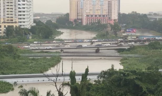 Empat stesen JPS di Selangor rekod paras air sungai melebihi tahap amaran