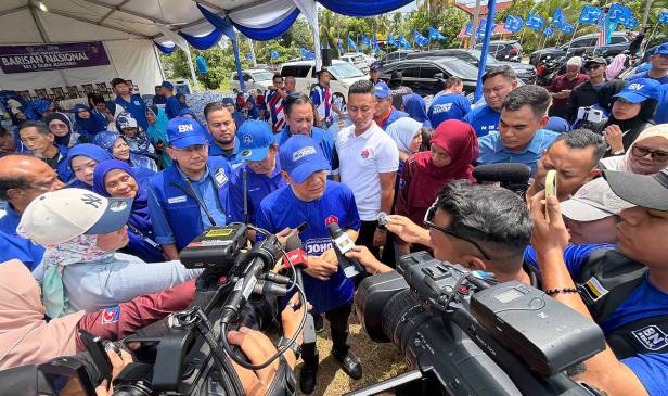 PRN NS: DNA UMNO, BN bukan penderhaka - Onn Hafiz