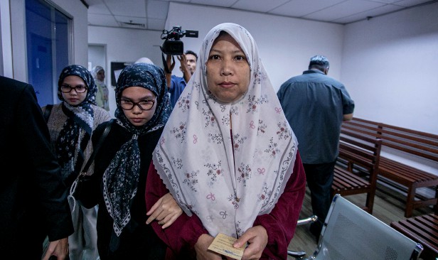 Didakwa cuba serang Sultan Nazrin: Representasi Nurhaswani Afni gugurkan pertuduhan ditolak
