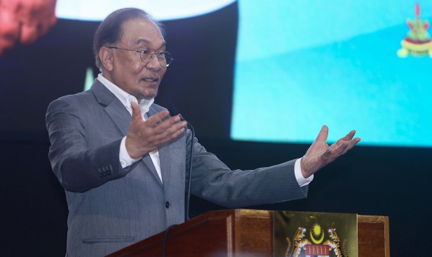 PM Anwar mohon maaf kepada penjawat awam jika nada ditafsir keras