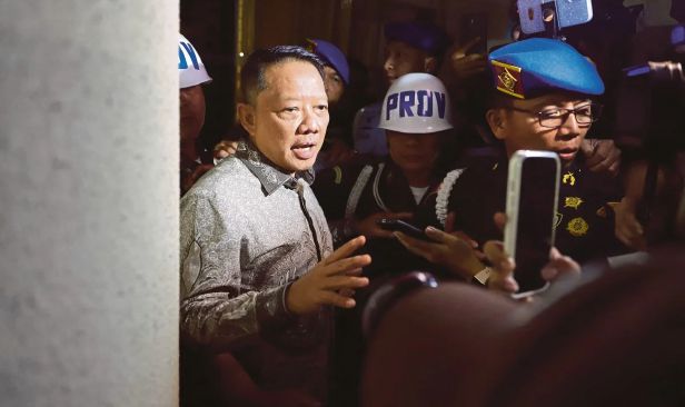 Indonesia tahan ketua pendakwa raya rasuah