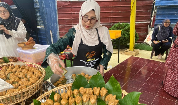 PRN Negeri Sembilan: Kuih tradisi apam Johol makin dapat permintaan tinggi