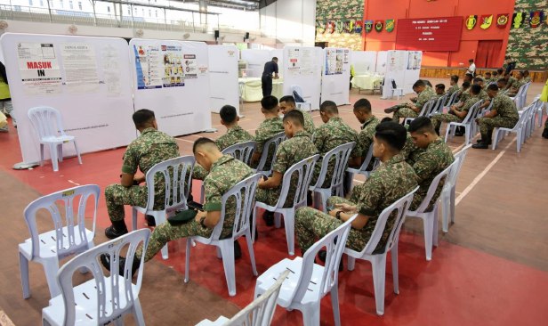 38 pusat mengundi awal PRN Negeri Sembilan dibuka tepat 8 pagi