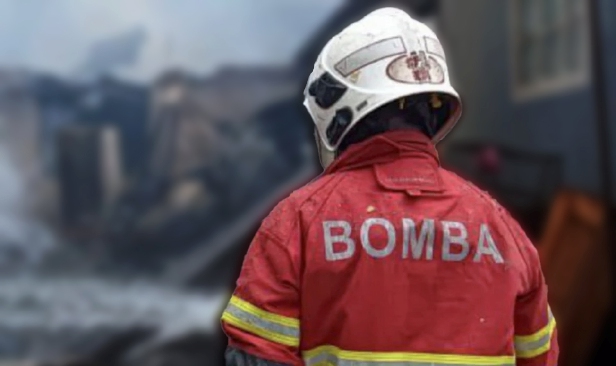 Pasangan suami isteri, anak melecur rumah terbakar
