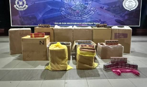 PGA rampas hampir 80,000 batang rokok seludup hasil serbuan di Lundang