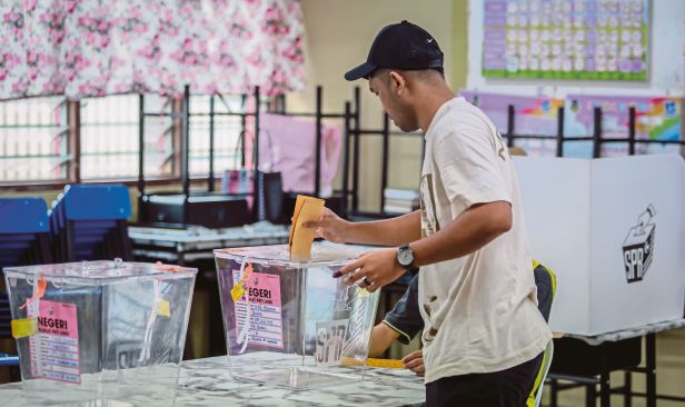Sekalikan PRU16 dan 3 PRN jimat kos, tingkat peratusan keluar mengundi