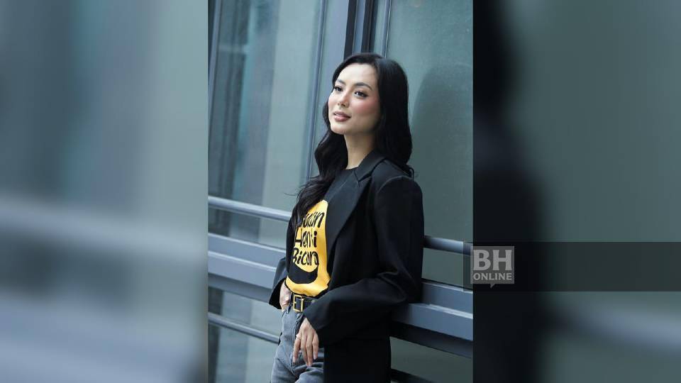 Ezzanie Jasny 'burnout' dek watak berat