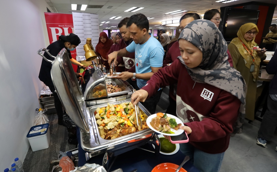 ULANG TAHUN KE-69 BadbacERITA HARIAN