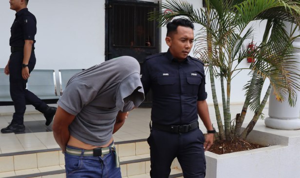 Pemandu pikap didakwa memandu melulu sebabkan kematian