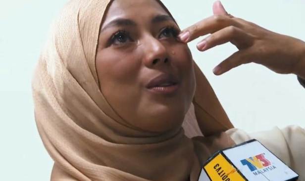 Azar Azmi pernah jual durian, minta bantuan rakan artis untuk keluarga selepas menyepi