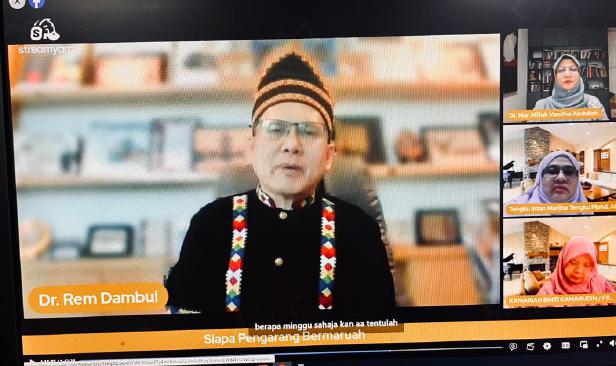 Antara populariti dan prinsip seorang pengarang
