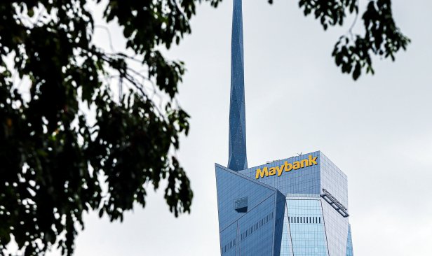 Maybank dinobat bank terbaik global bagi tanggungjawab korporat