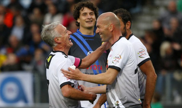 Zidane dijangka ganti Deschamps