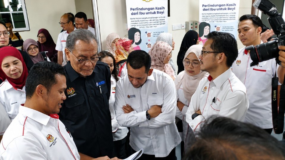 Lebih RM2 juta dibelanja perkukuh kesihatan di Pulau Tuba termasuk perkhidmatan Ambulans Laut - Menteri